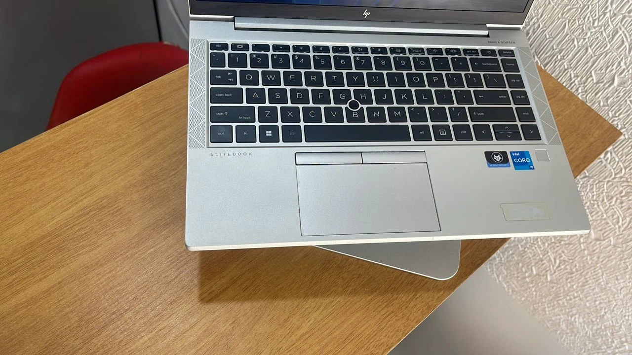 Hp Elitebook 840 G6 - Image 4