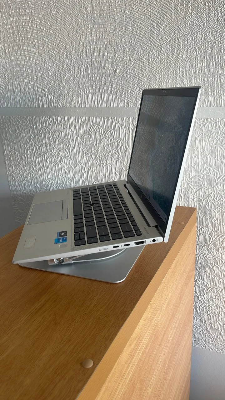 Hp Elitebook 840 G6 - Image 1
